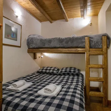 公寓 Nest In The Village *